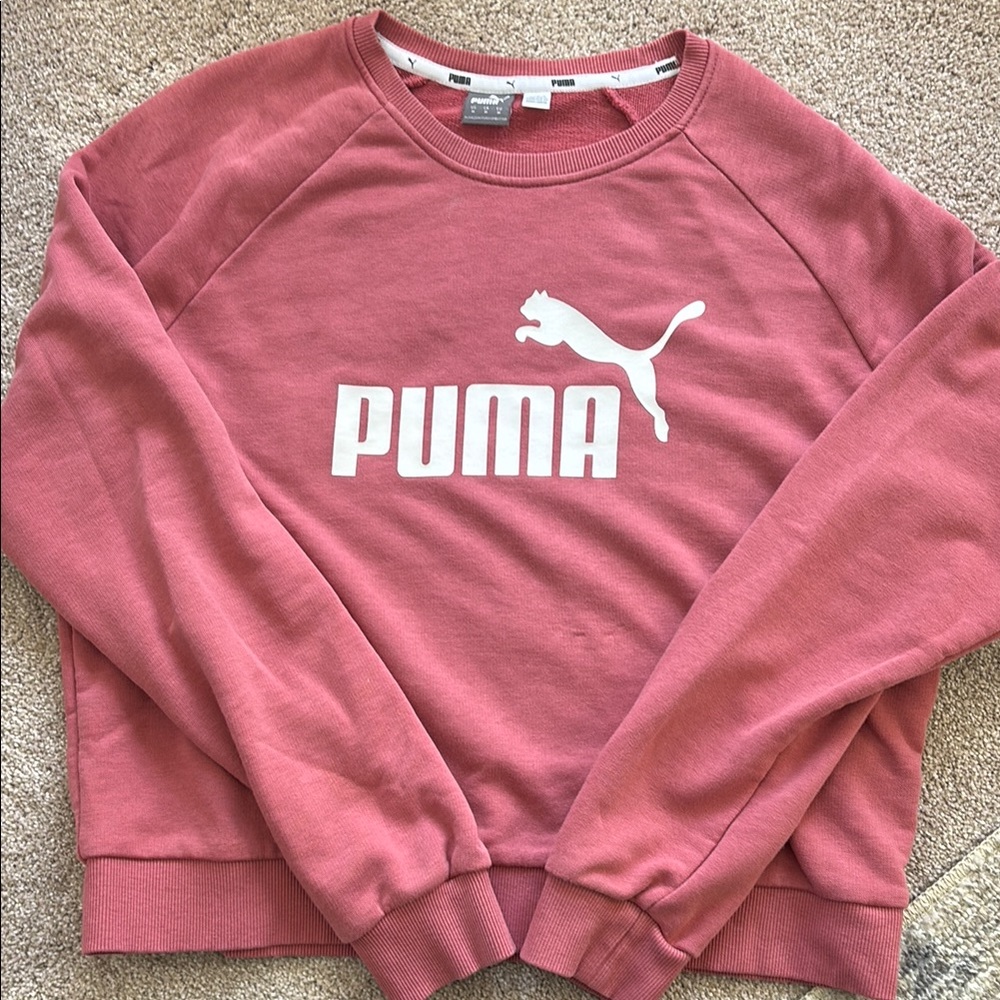Puma Dusty Rose Women’s Crewneck Sweatshirt size medium